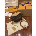 Louis Vuitton M45528