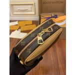 Louis Vuitton M45528