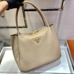 Prada 1BC142 handbag