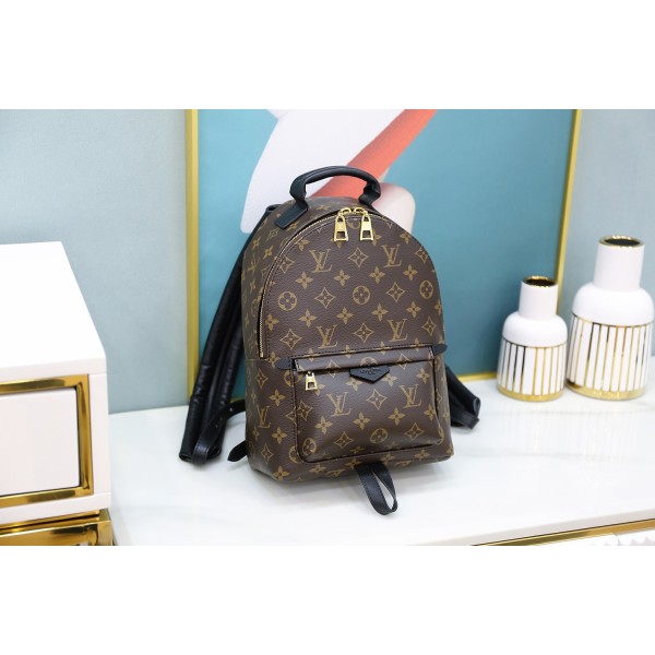 Louis Vuitton 𝐏𝐀𝐋𝐌 𝐒𝐏𝐑𝐈𝐍𝐆𝐒mini backpack🎒M44871