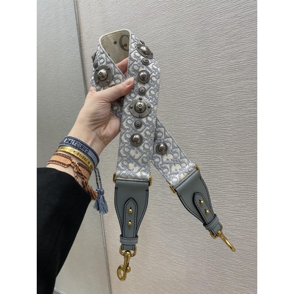 Dior 经典重工字母肩带