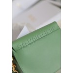 New mint green ‼️ small 𝘾-𝟎𝟖𝟏 𝙙𝙞𝙤𝙧 𝙗𝙤𝙗𝙗𝙗𝙮