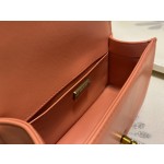 𝗖𝗵𝗮𝗻𝗲𝗹 𝗟𝗲𝗯𝗼𝘆 进口蟒蛇皮 内配小羊皮 最新款重金属手柄包