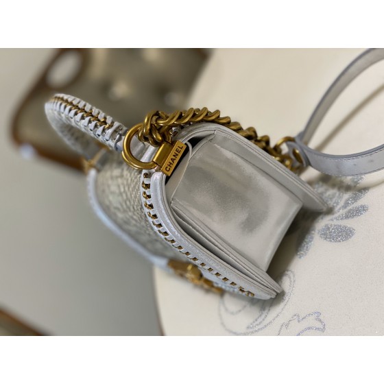 𝗖𝗵𝗮𝗻𝗲𝗹 𝗟𝗲𝗯𝗼𝘆 进口蟒蛇皮 内配小羊皮 最新款重金属手柄包