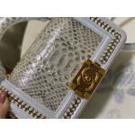 𝗖𝗵𝗮𝗻𝗲𝗹 𝗟𝗲𝗯𝗼𝘆 进口蟒蛇皮 内配小羊皮 最新款重金属手柄包