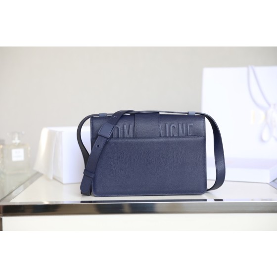 Montaigne palm print cow leather flap bag