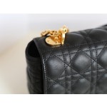 [DlOR CARO] Black soft cow leather rattan check DR-081