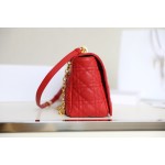 DlOR CARO】Red soft cow leather rattan check DR-091