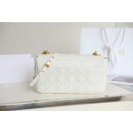 [DlOR CARO] White soft cow leather rattan check pattern