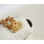 [DlOR CARO] White soft cow leather rattan check pattern