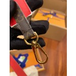 Louis Vuitton exclusive debut model: J02287