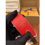 Louis Vuitton exclusive debut model: J02287