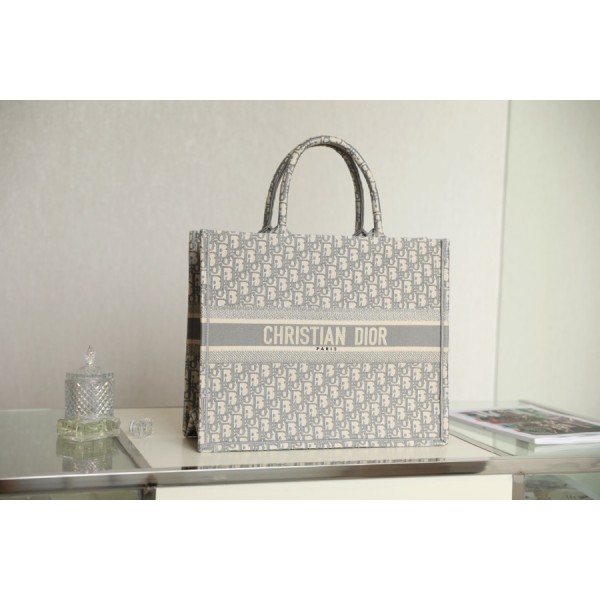 DIOR TOTE old flower pattern