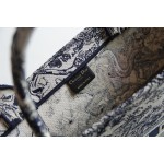 DIOR TOTE Blue Tiger