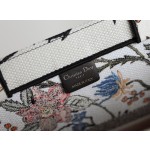 DIOR TOTE Moonflower