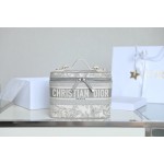 DIOR TRAVEL VANITY Cosmetic Bag