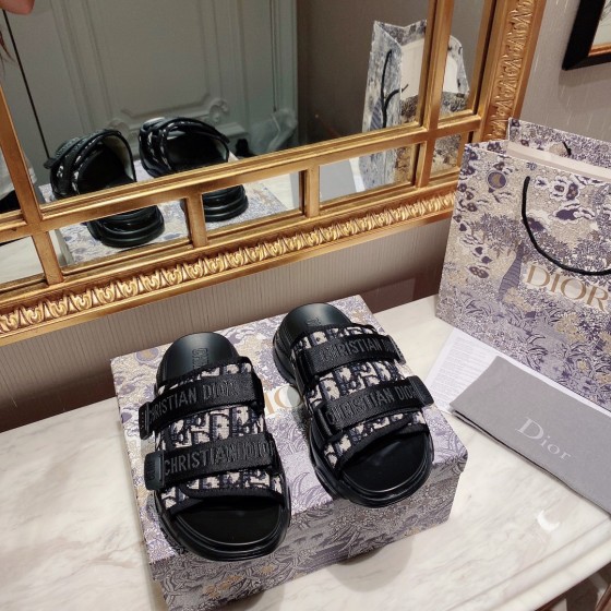 Dior slippers