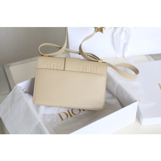 Montaigne Enamel Smooth cowhide Beige