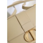 Montaigne Enamel Smooth cowhide Beige