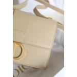 Montaigne Enamel Smooth cowhide Beige