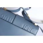 Montaigne enamel glossy cowhide blue sky