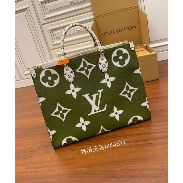 Louis Vuitton tote bag M44571