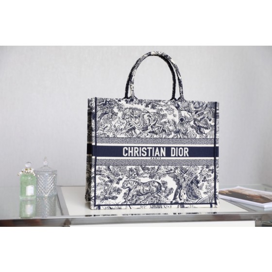 DIOR TOTE Blue Tiger