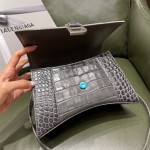 BALENCIAGA 𝐇𝐨𝐮𝐫𝐠𝐥𝐚𝐬𝐬𝐬 𝐒 crocodile-textured cowhide