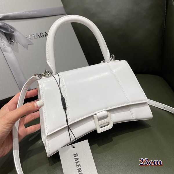 BALENCIAGA 𝐇𝐨𝐮𝐫𝐠𝐥𝐚𝐬𝐬 𝐒 时尚界的沙漏包