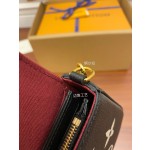 Louis Vuitton M80482