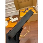 Louis Vuitton M80482