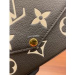 Louis Vuitton M80482