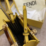 FENDI Logo embossed tortoiseshell portable crossbody cute