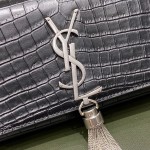 SAINT LAURENT  #𝑲𝑨𝑻𝑬_𝟭𝟳𝒄𝒎#354120