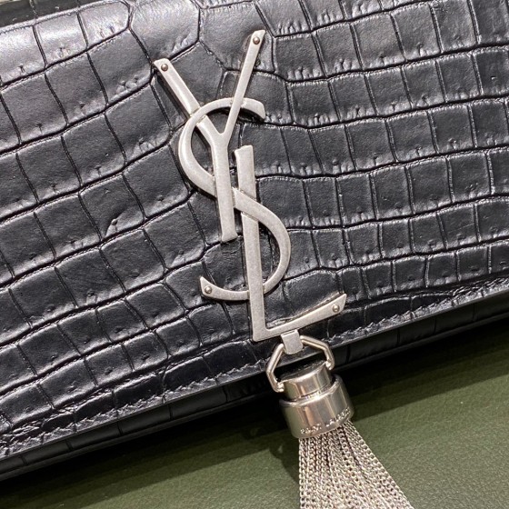 SAINT LAURENT  #𝑲𝑨𝑻𝑬_𝟭𝟳𝒄𝒎#354120