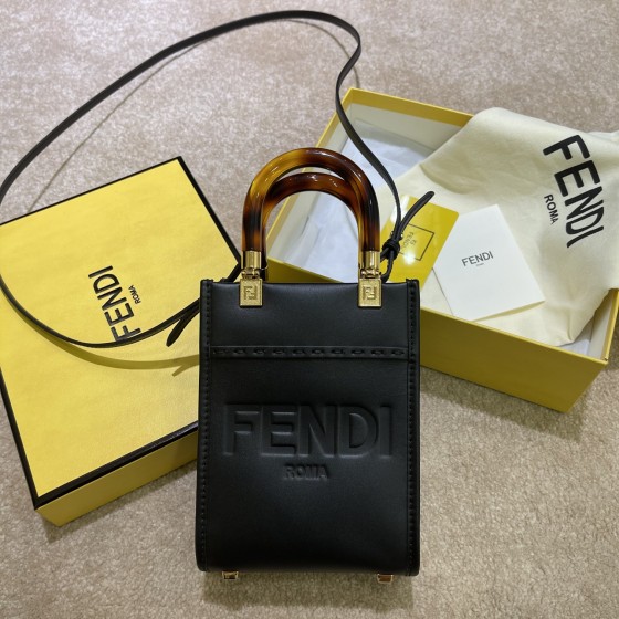 FENDI Sunshine mini tortoiseshell portable crossbody cute