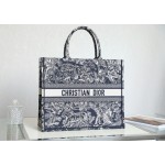 DIOR TOTE blue embroidery