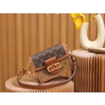 Louis Vuitton𝘿𝘼𝙐𝙋𝙃𝙄𝙉𝙀 Daphne M44580