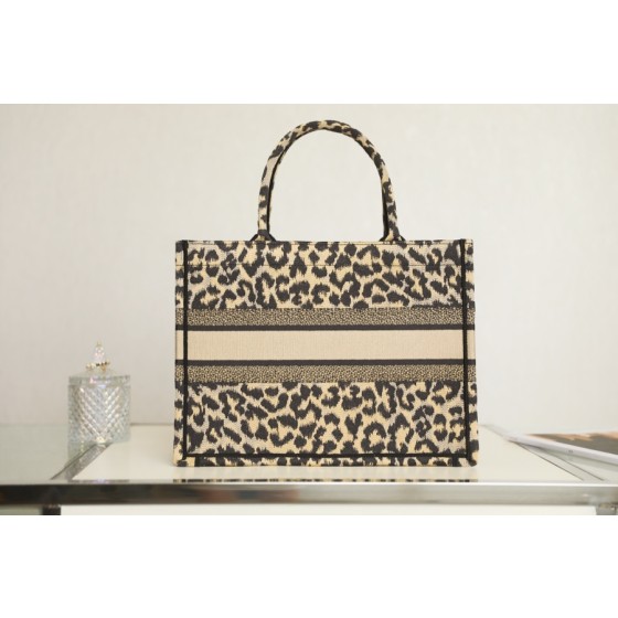 DIOR TOTE Leopard Print Shopping Bag