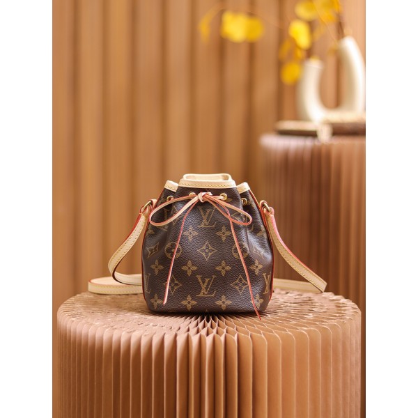 Louis Vuitton𝗡𝗔𝗡𝗢 M41346
