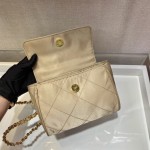 Prada medieval satchel 🎉🎉🎉 1BD622