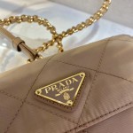 Prada medieval satchel 🎉🎉🎉 1BD622