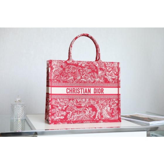 DIOR TOTE red embroidery