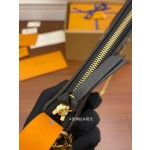 Louis Vuitton Mahjong bag M80732