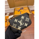 Louis Vuitton Mahjong bag M80732