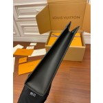 Louis Vuitton exclusive starting model: N41696