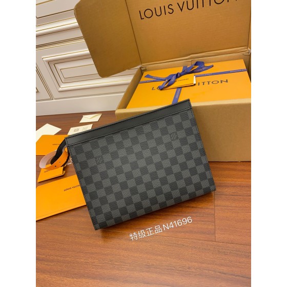 Louis Vuitton exclusive starting model: N41696