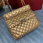 Valentino's new Fan Bingbing handbag of the same style V0122