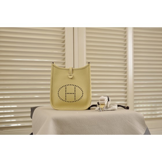 evelyne chick yellow silver buckle TC