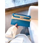 minikelly generation OF Frida Blue